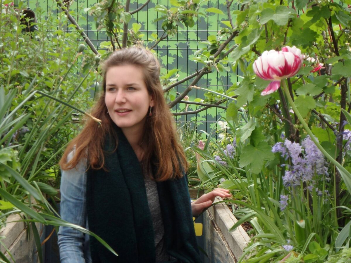 Stage bij aanjager van voedselbossen