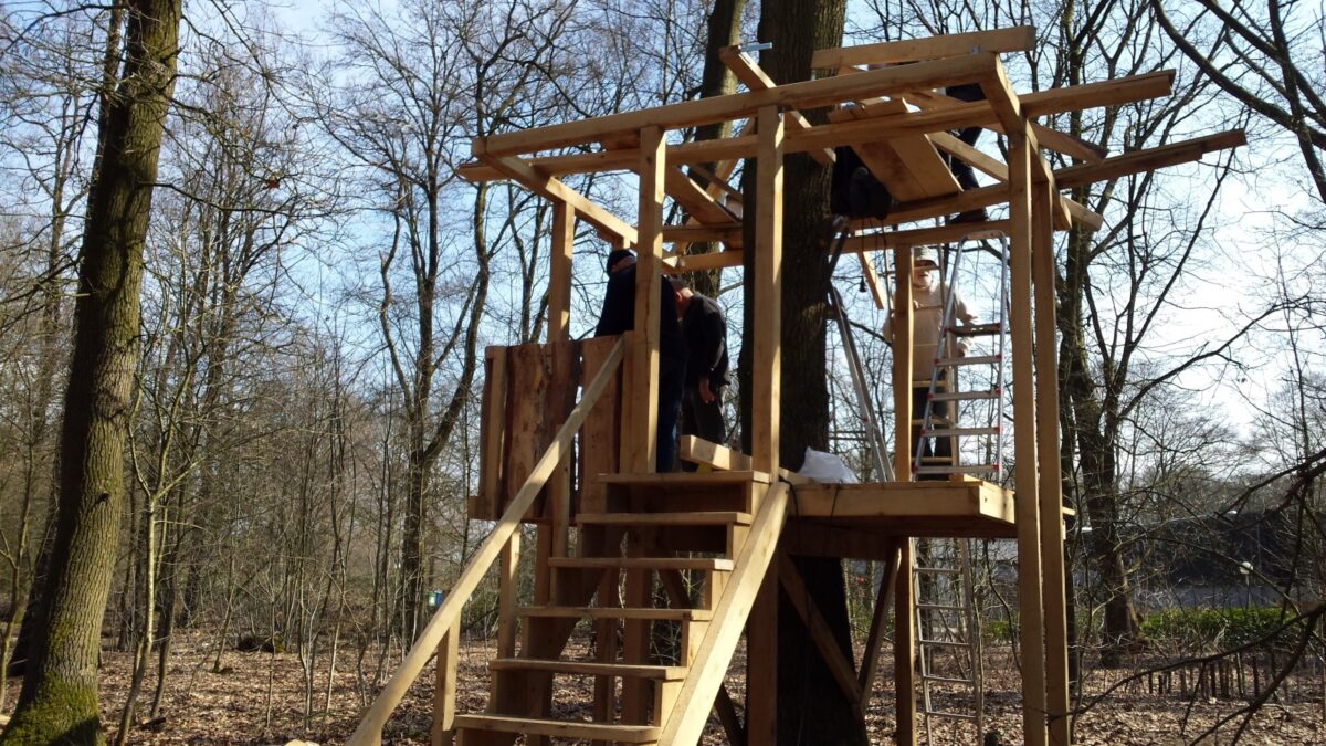 'Peters hut' in Belevingsbos  in Velp klaar