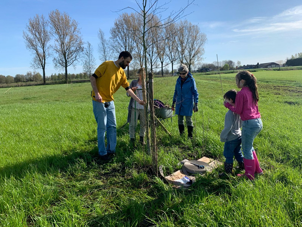 Oprichting voedselbos ‘De Noteneters’ met steun van het BMF activiteitenfonds